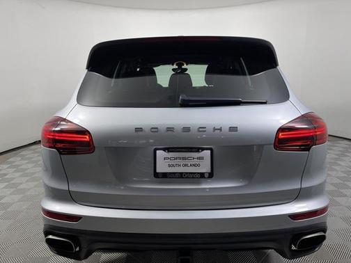 2017 Porsche Cayenne Base