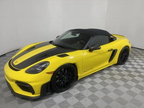 2025 Porsche 718 Spyder RS