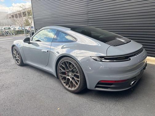 2024 Porsche 911 Carrera 4S