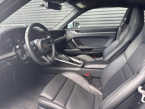 2024 Porsche 911 Carrera 4S