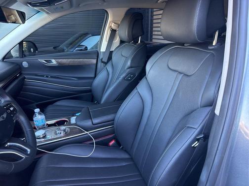 2025 Genesis GV80 2.5T