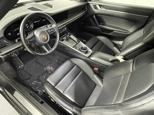 2021 Porsche 911 Carrera S