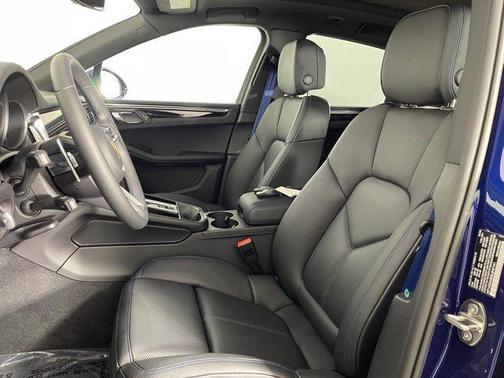 2025 Porsche Macan S