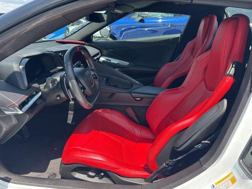 Arctic White 2023 Chevrolet Corvette Stingray w/1LT