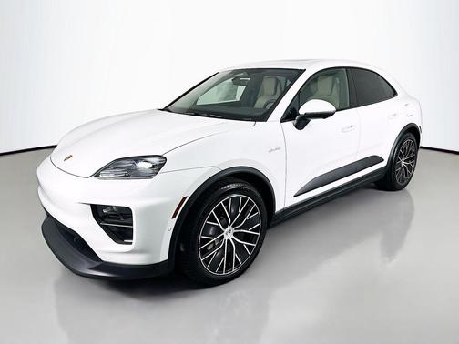 2026 Porsche Macan 