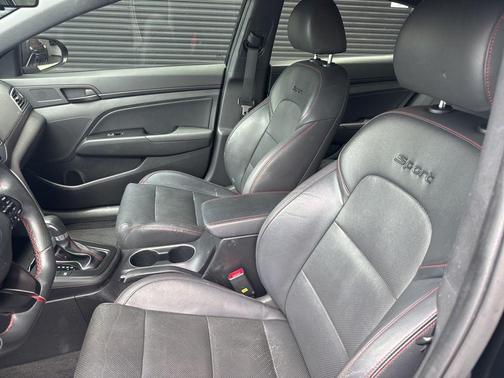 Black Noir Pearl 2018 Hyundai ELANTRA Sport