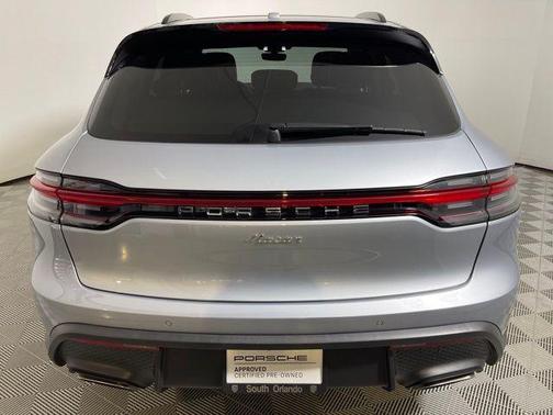 2025 Porsche Macan T