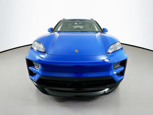 2026 Porsche Macan Turbo