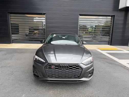 Daytona Gray Pearl Effect 2022 Audi S5 Premium Plus TFSI quattro Tiptronic