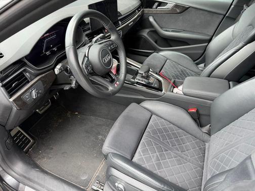 Daytona Gray Pearl Effect 2022 Audi S5 Premium Plus TFSI quattro Tiptronic