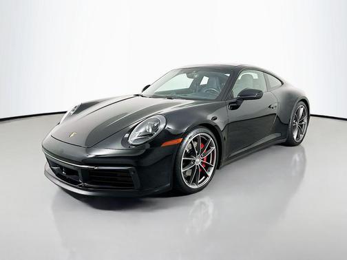 2020 Porsche 911 Carrera 4S