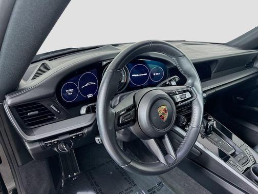 2020 Porsche 911 Carrera 4S