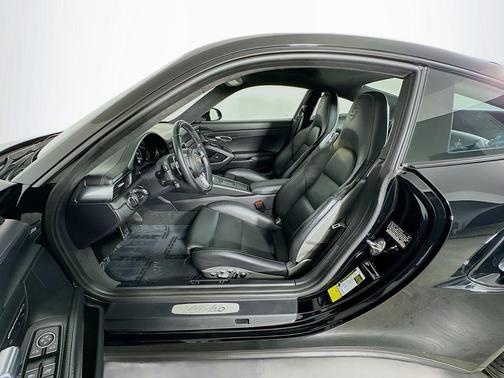 2019 Porsche 911 Turbo