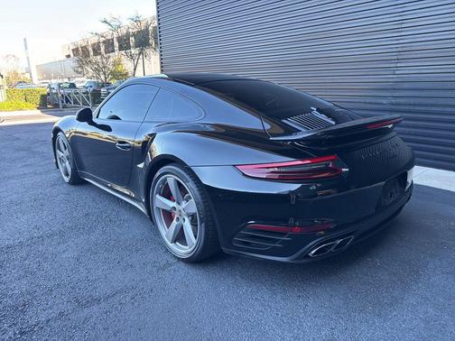 2019 Porsche 911 Turbo