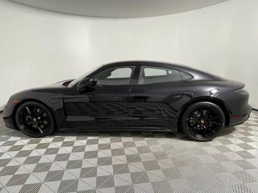 2024 Porsche Taycan GTS