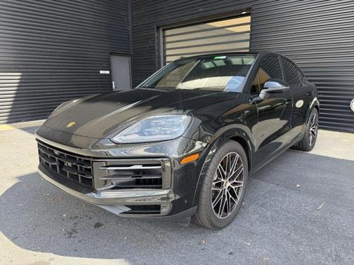 2024 Porsche Cayenne S