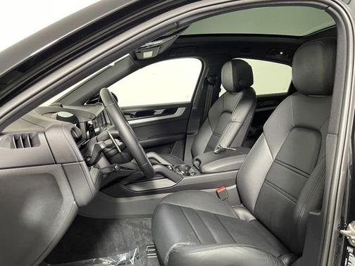 2024 Porsche Cayenne S