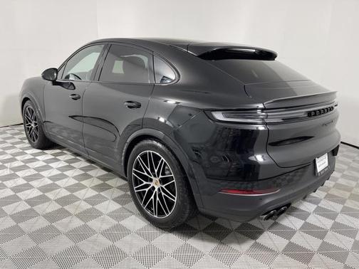 2024 Porsche Cayenne S