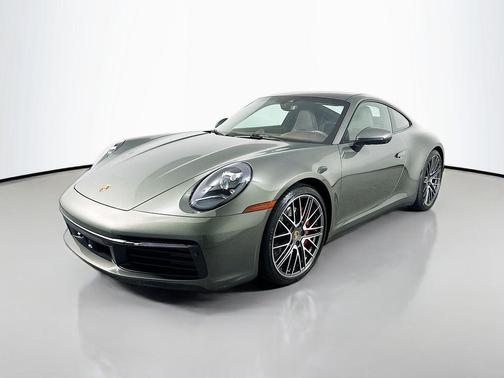 Aventurine Green Metallic 2024 Porsche 911 Carrera 4S