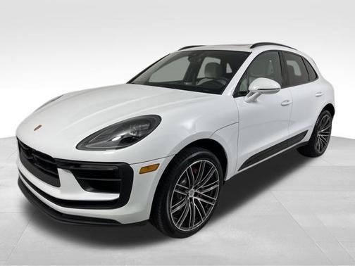 2025 Porsche Macan S