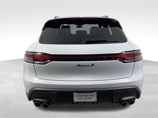 2025 Porsche Macan S