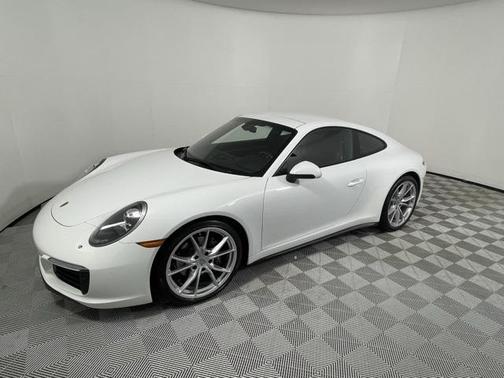 2017 Porsche 911 Carrera 4