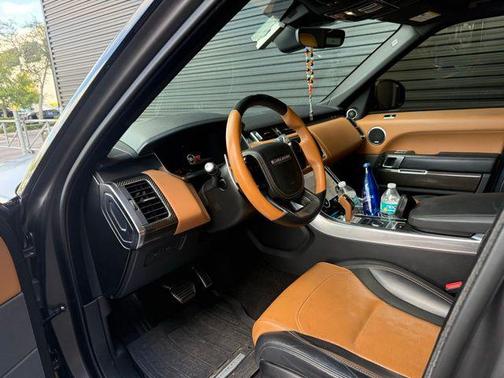 2020 Land Rover Range Rover Sport SVR