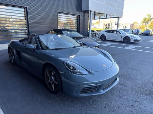 2017 Porsche 718 Boxster 