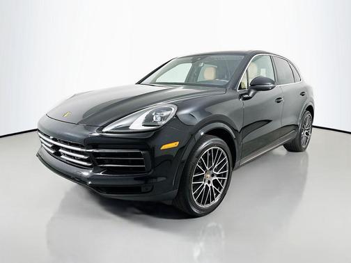 Black 2023 Porsche Cayenne Cayenne