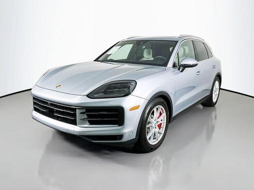 2024 Porsche Cayenne S