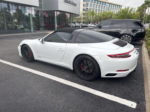 2019 Porsche 911 Targa 4 GTS