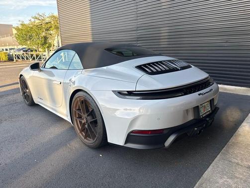 Ice Grey Metallic 2026 Porsche 911 Carrera 4 GTS