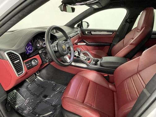 2022 Porsche Cayenne Turbo