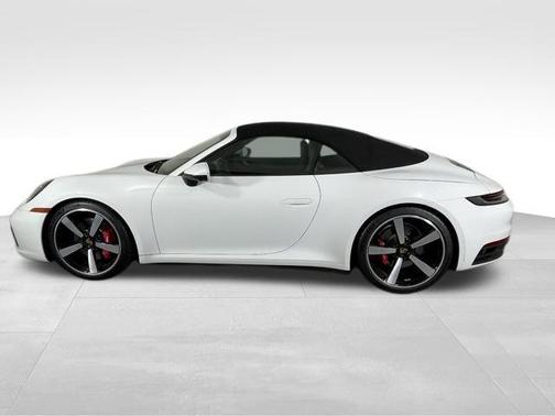 2021 Porsche 911 Carrera 4S Cabriolet