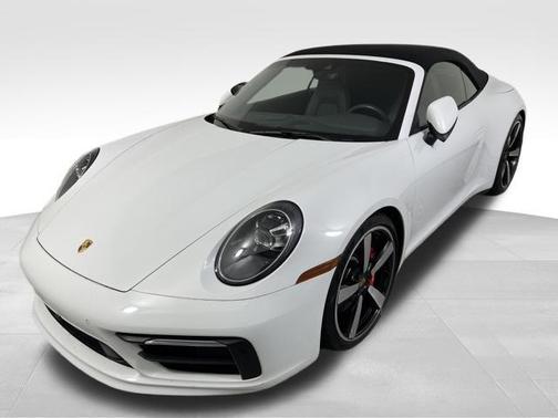 2021 Porsche 911 Carrera 4S Cabriolet