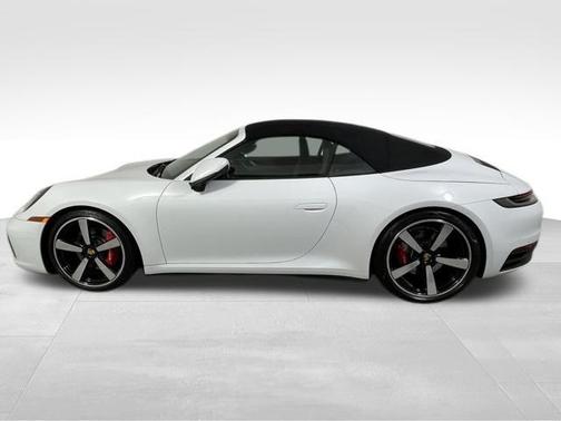 2021 Porsche 911 Carrera 4S Cabriolet