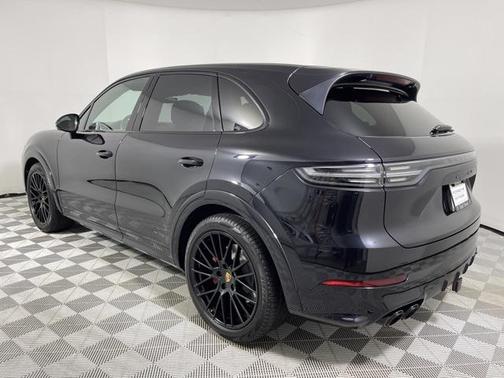 2021 Porsche Cayenne GTS