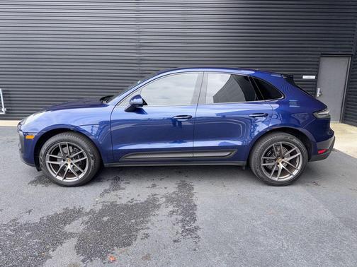 2022 Porsche Macan S