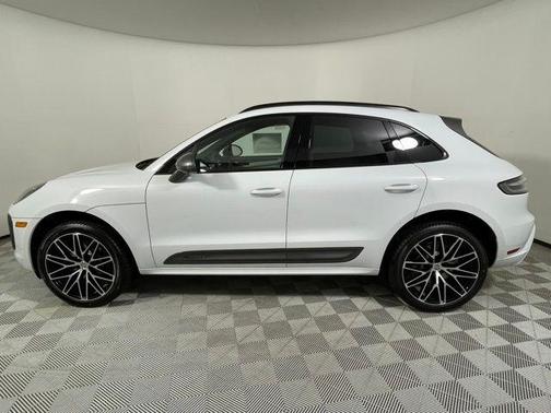 2026 Porsche Macan T