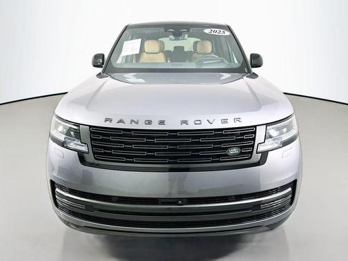 2025 Land Rover Range Rover P530 SE