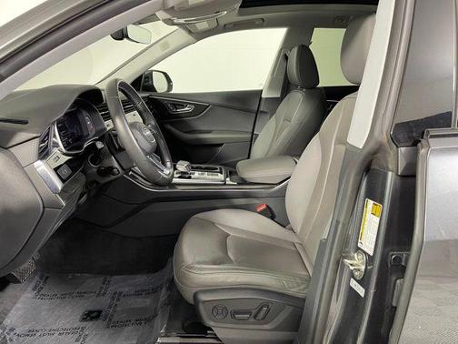 2020 Audi Q8 55 Premium Plus
