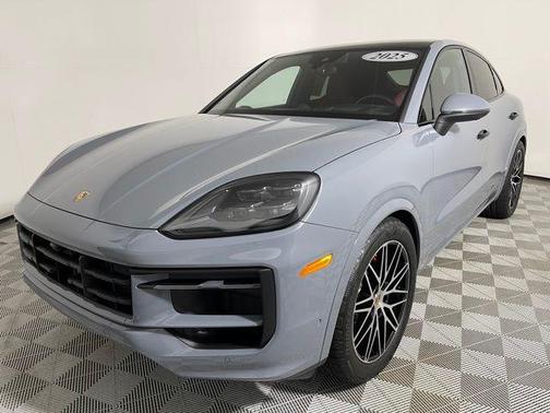 2025 Porsche Cayenne S