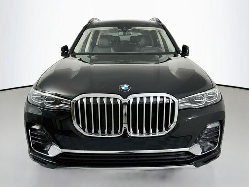 Jet Black 2022 BMW X7 xDrive40i