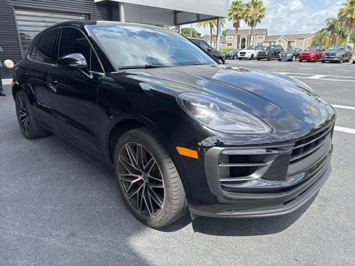2022 Porsche Macan Base