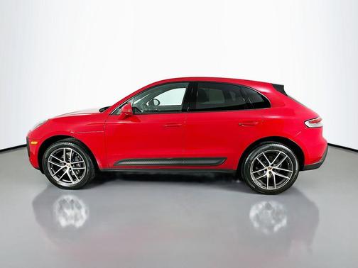 2023 Porsche Macan 
