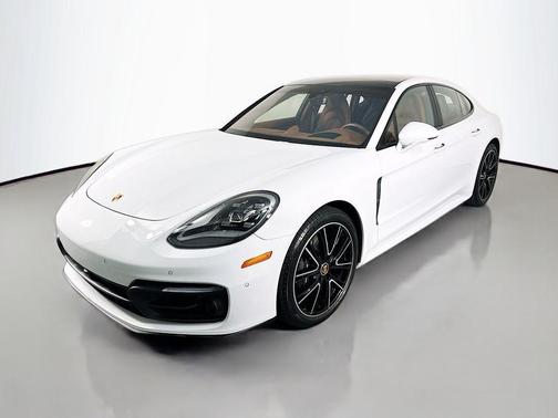 2023 Porsche Panamera Platinum Edition