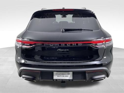 2025 Porsche Macan T