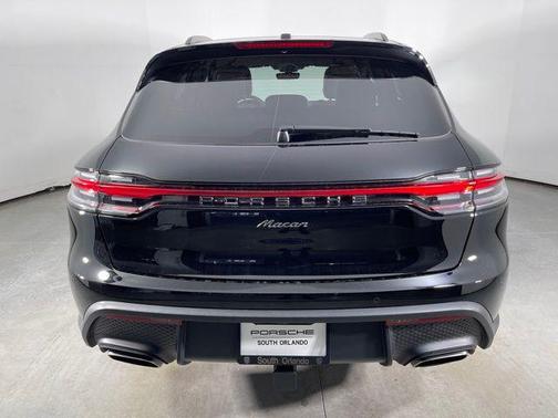 2025 Porsche Macan T