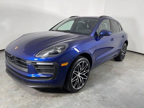 2025 Porsche Macan 
