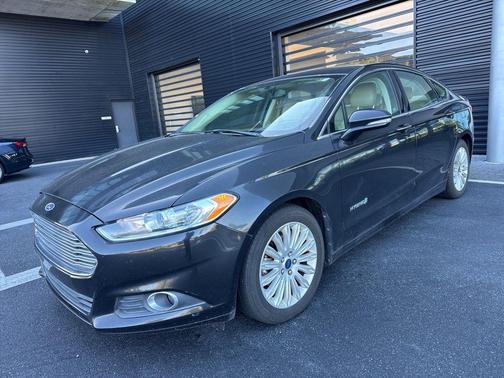 2015 Ford Fusion Hybrid SE